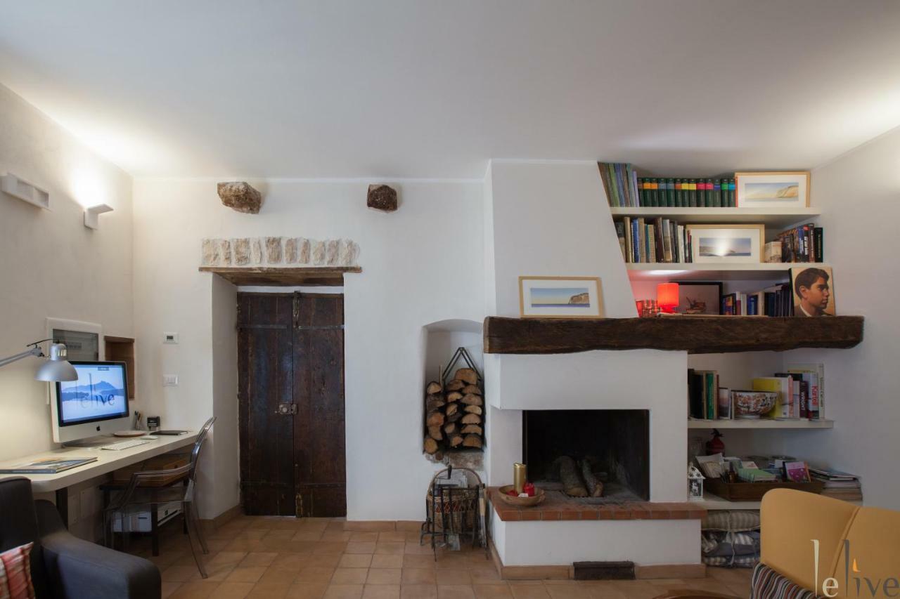 Lelive Bed And Breakfast Sermoneta Exterior foto